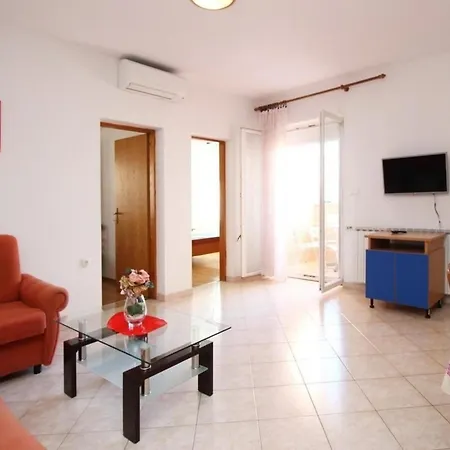In Mit Eigenem Balkon - B59575 Baska (Krk)