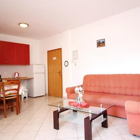 In Mit Eigenem Balkon - B59575 * Baska (Krk)